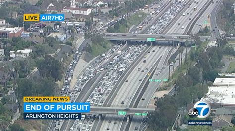 10 Freeway Shut Down Near Dtla After Police Chase Ends In Crash R