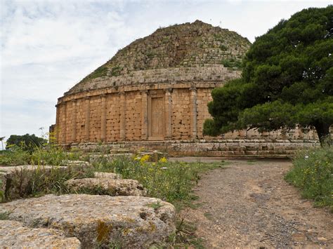 Mauretanian Mausoleum 10 Royal Mausoleum Of Mauretania Th Flickr