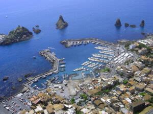 Acireale Aci Trezza E Aci Castello Le Tre Perle Della Riviera Dei