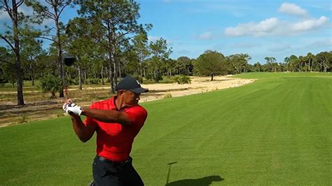 Tiger Woods Wins Long Drive Contest From His Knees