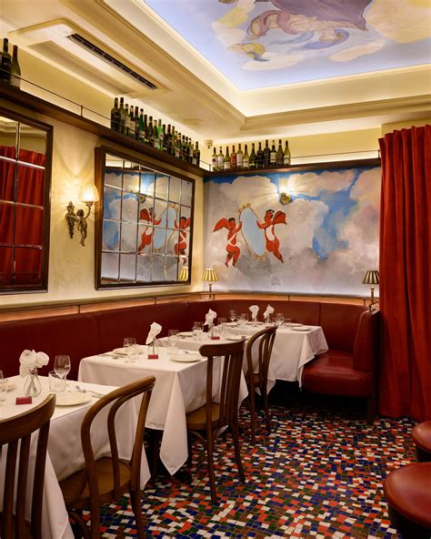 Kaspers, Hill Road, Bandra West, Mumbai | Zomato