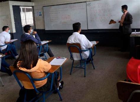 Más de 10 400 estudiantes hondureños abandonaron las aulas de clases