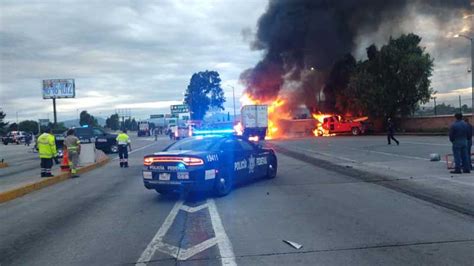 Trailer Sin Frenos Embiste Autos Y Caseta De Cobro En La M Xico Puebla