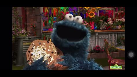 Cookie Monster Eats Craft Cookies Youtube