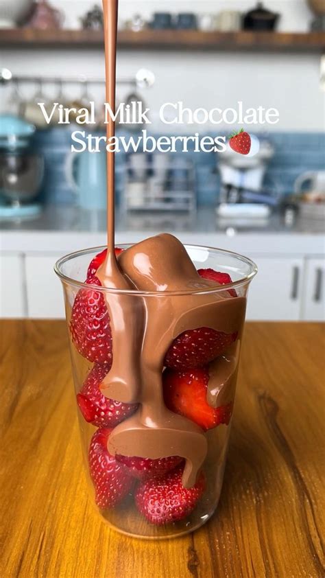 Londons Viral Chocolate Strawberries At Home 🍓😍 Sweet Dishes Recipes