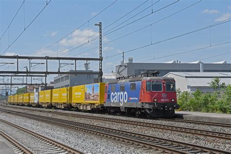 Re 420 275 0 durchfährt am 30 05 2023 den Bahnhof Ruppersw Flickr