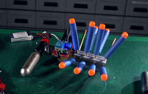 NEWS: Build your own Nerf Bomb | The Test Pit