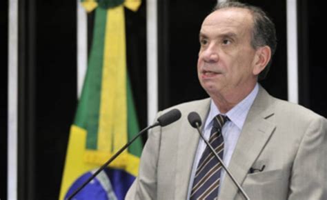 Ex ministro Aloysio Nunes deixa o PSDB no dia do lançamento de Datena