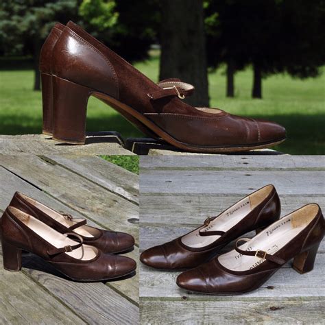 Vintage Mary Jane Pumps Salvatore Ferragamo Brown Leather Slingbacks