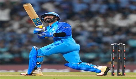 T World Cup Dinesh Karthik Injured Doubtful To Play Against