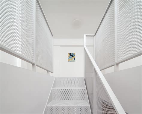 Gallery of Tree House / ST Design Studio - 11