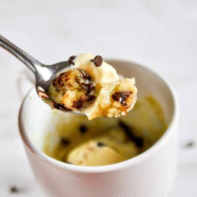 1 Minute Warm Gooey Chocolate Chip Cookie Mug Cake Lamberts Lately