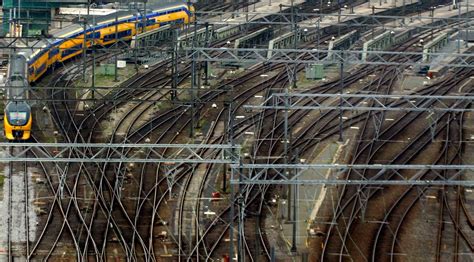 trein-spoor-rails-bon.jpg | Blik op nieuws