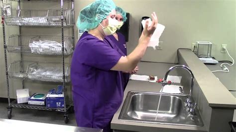 Aseptic Hand Washing And Sterile Gloving Youtube