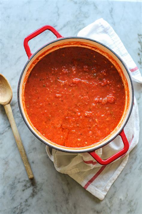 quick and easy homemade tomato sauce - Girl on the Range