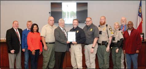 Lyons City Council Honors Law Enforcement The Advance News