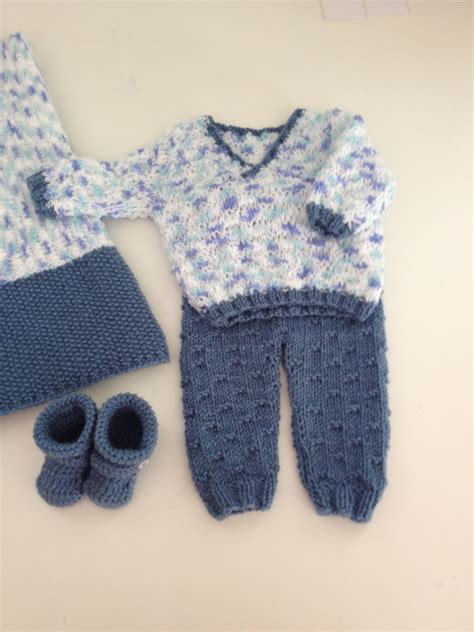 Conjunto Para Bebe Tejido A 2 Agujas