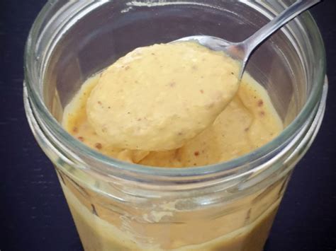 Sauce mayonnaise vegan sans oeuf au raifort Recette par Ouest Délices