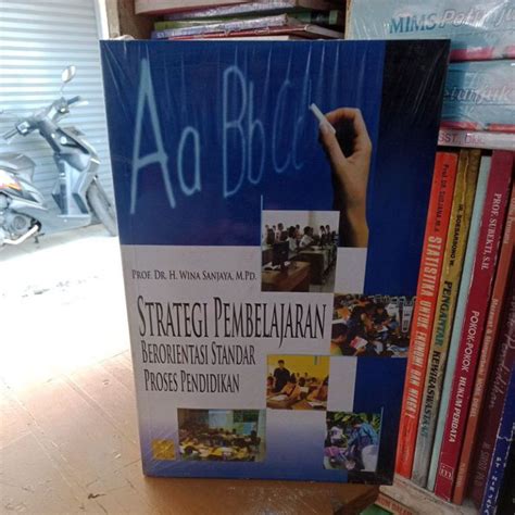 Jual Buku Strategi Pembelajaran Berorientasi Standar Proses Pendidikan