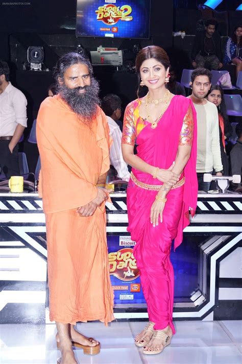 Shilpa Shetty Baba Ramdev Yog Guru On The Sets Of Super Dancer Chapter