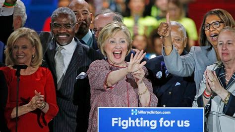 Pro Clinton Super Pac Raises Nearly 11 8 Million