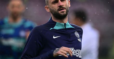 Brozovic allAl Nassr allInter 23 milioni Lui ne guadagnerà 100 in