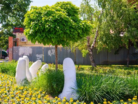 Rostov On Don Rusia 25 De Mayo De 2018 Escultura La Mano De La Vida