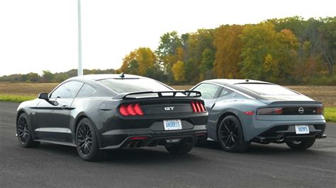 Nissan Z Drag Races Ford Mustang Gt In Battle Of Automatics