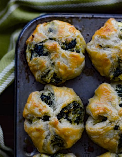 Feta and Spinach Puff Pastry Appetizers | Linger