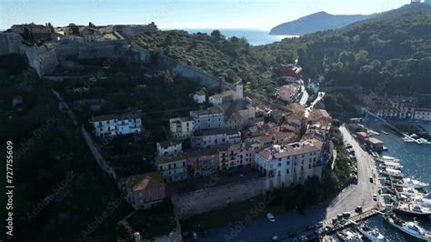 Porto Ercole esclusiva località turistica di mare in Toscana Monte