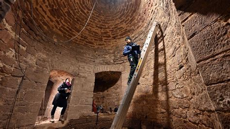 Funde Bei Grabungen Am Verteidigungsturm Der Leuchtenburg