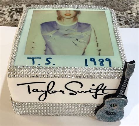 @TaylorSwift #birthdaycake #1989 #taylorswift #tswift #music #birthday ...