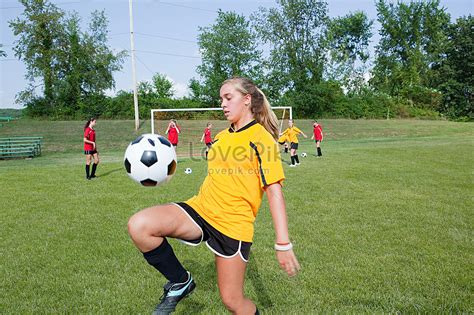 Girl Practicing Football Skills Picture And HD Photos | Free Download On Lovepik