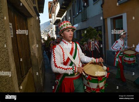 Baio Tambi N Conocido Como Baio Di Sampeyre Es Una Fiesta