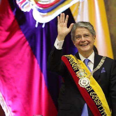 Guillermo Lasso On Twitter Empieza El Cambio Bienvenidos Al Ecuador