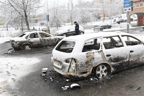 Clashes In Stockholm Suburb Draw Attention To Trumps Remarks The New