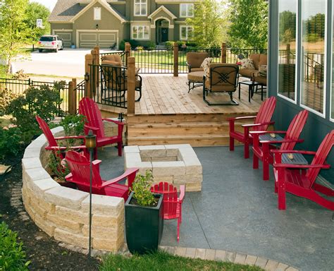 Lamb Cedar Deck In Kc With Stamped Concrete Patio Firepit