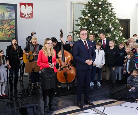 W Sejmie Odby A Si Wigilia Dla Os B W Potrzebie Demokracja To Nie