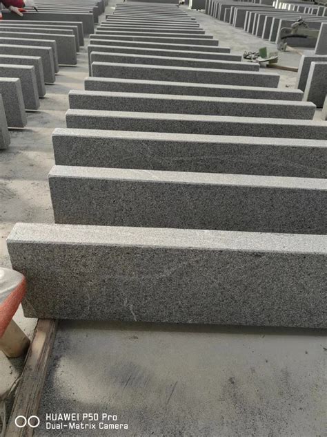 Natural Granite Kerbstone Curbstone Kerbs For Outdoor Road Paving And