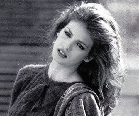 Gia Carangi Biography - Facts, Childhood, Family Life & Achievements