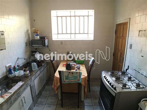 Casa à venda Alto Barroca Belo Horizonte 178m² 4 quartos 2 vagas