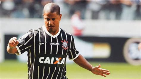 Marcelinho Carioca é encontrado ex jogador foi levado a uma delegacia