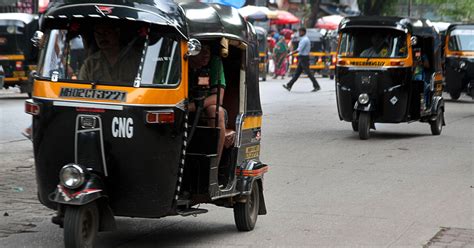 Mumbai Auto Driver Returns Bag Containing Rs K Earns Free Education