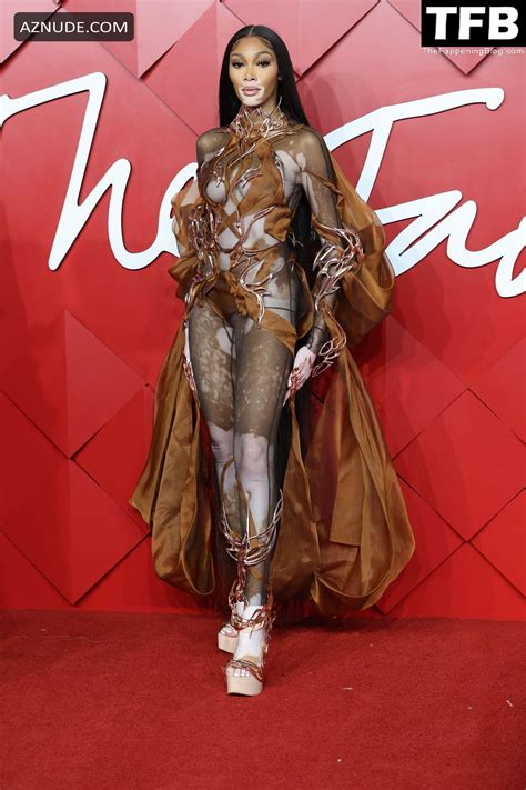 Winnie Harlow Displays Her Unique Skin At The 2022 Fashion Awards In London Or Graphers Upon