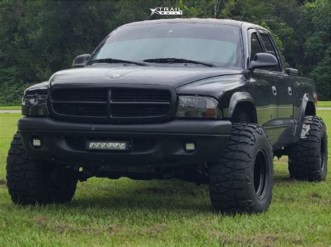 Lowered Dodge Dakota Quad Cab