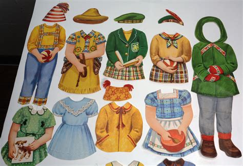 Vintage Susie Paper Doll Magic Stay On Clothes 24 Outfits 1957 Etsy