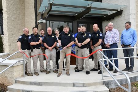 Sheriff Smith Cuts Ribbon On New Rd District Office Homepage St