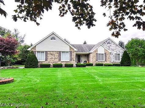 11050 Pembrooke Cir South Lyon MI 48178 Zillow