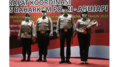 Detail Warna Baju Polisi Lalu Lintas Koleksi Nomer 53