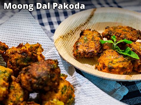 Instant Moong Dal Pakoda Recipe | How To Make Moong Dal Pakoda | Moong Dal Pakoda for Holi ...